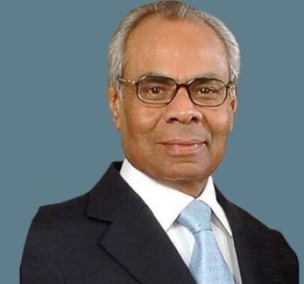 Explore the remarkable life of Srichand Hinduja