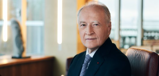 Xavier Huillard, CEO of Vinci SA, is a key figure in construction, known for his leadership and legacy of innovation in the industry.