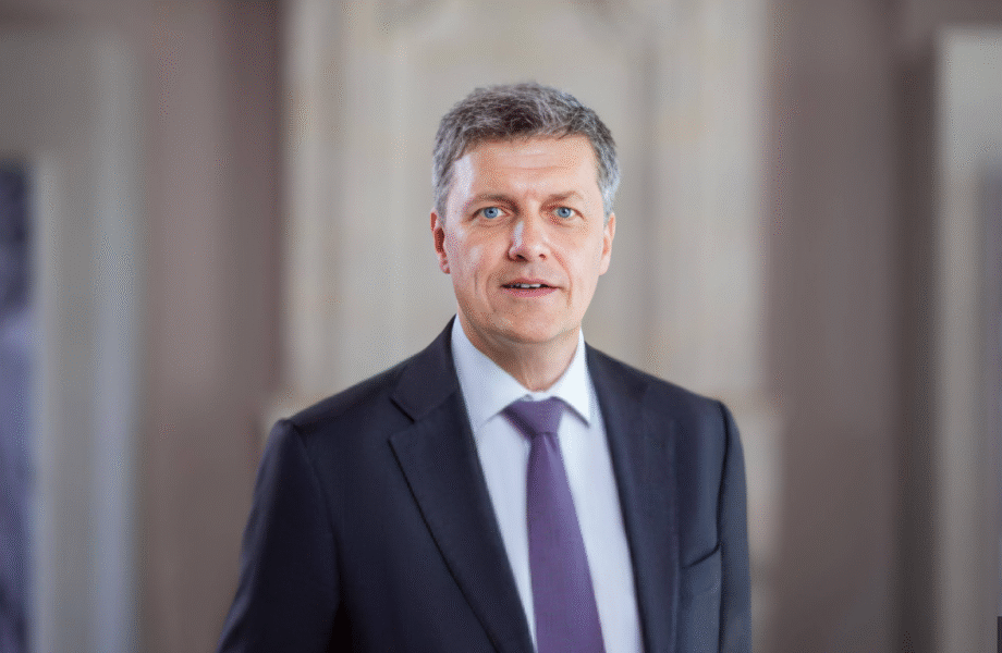 Portrait of Antoine de Saint-Affrique, global corporate executive