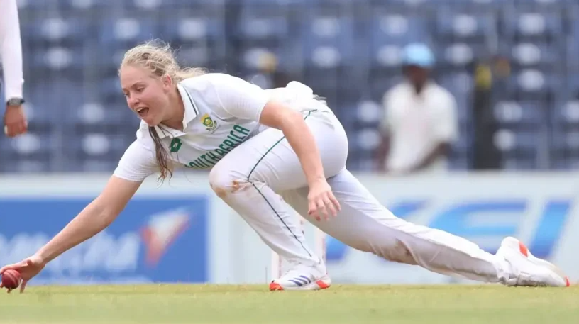 Annerie Dercksen celebrating during a match, representing the new generation of South African women’s cricket talent.